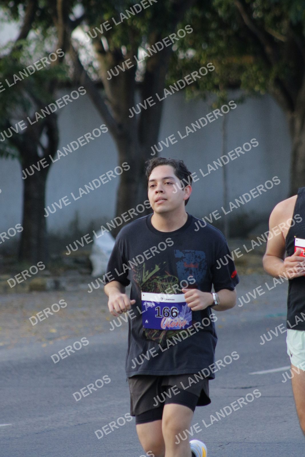 Foto del CIRCUITO DE LAS ESTACIONES OTOÑO GUADALAJARA en frente a Expo Guadalajara, Av. Mariano Otero 1499 a las 07:51 · dorsal 166