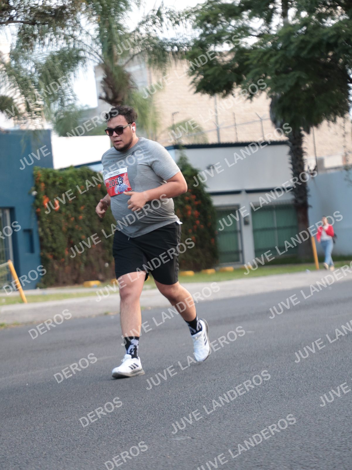Foto del CIRCUITO DE LAS ESTACIONES OTOÑO GUADALAJARA en frente a Expo Guadalajara, Av. Mariano Otero 1499 a las 07:28 · dorsal 2035