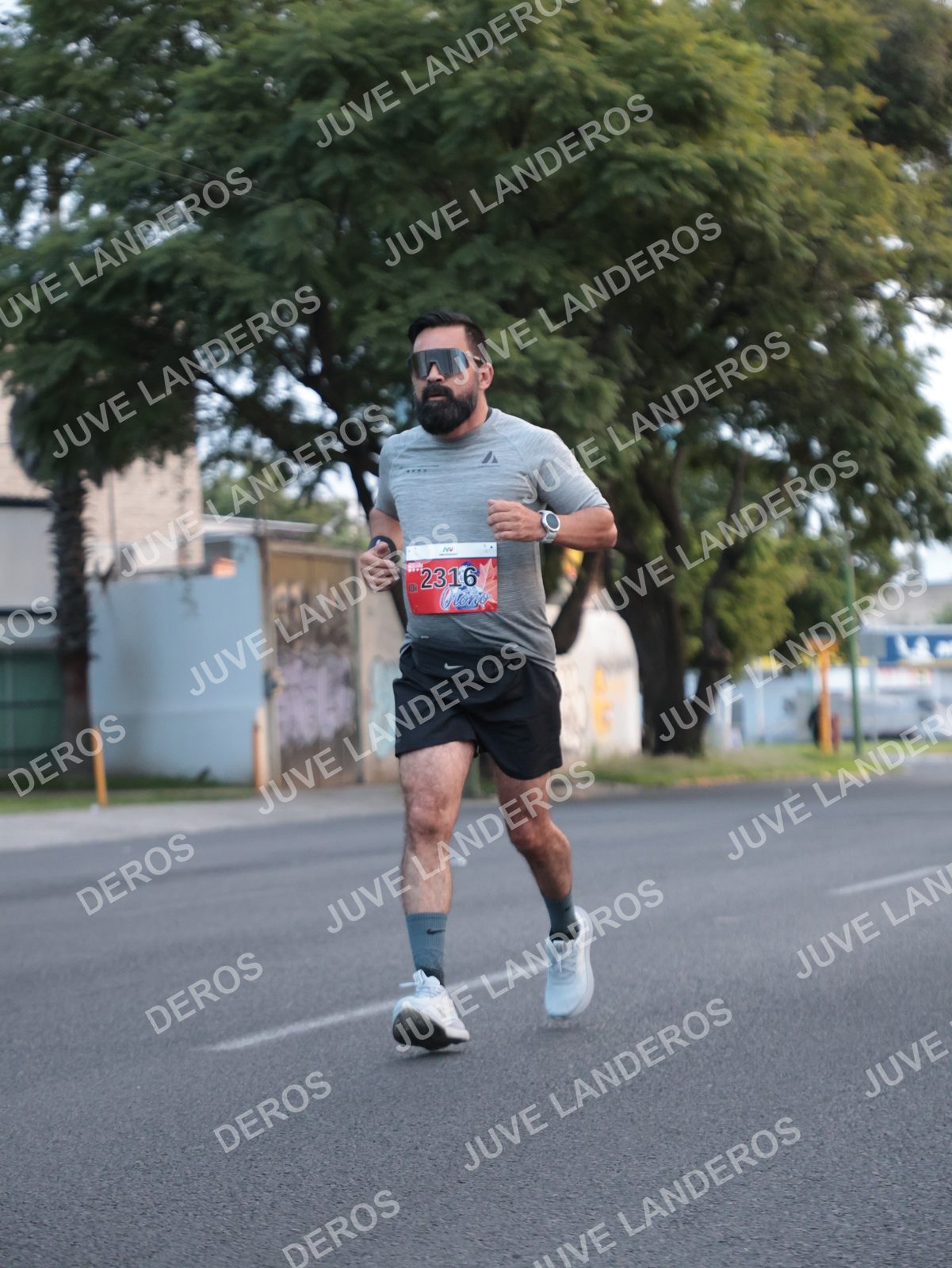 Foto del CIRCUITO DE LAS ESTACIONES OTOÑO GUADALAJARA en frente a Expo Guadalajara, Av. Mariano Otero 1499 a las 07:13 · dorsal 2316