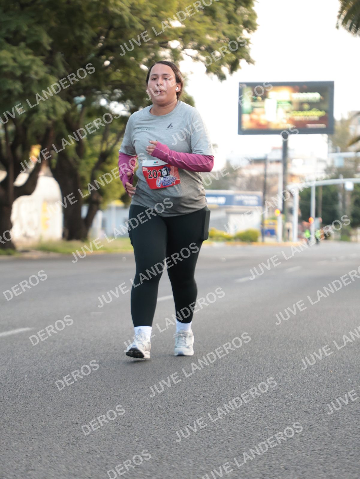 Foto del CIRCUITO DE LAS ESTACIONES OTOÑO GUADALAJARA en frente a Expo Guadalajara, Av. Mariano Otero 1499 a las 07:31 · dorsal 2011