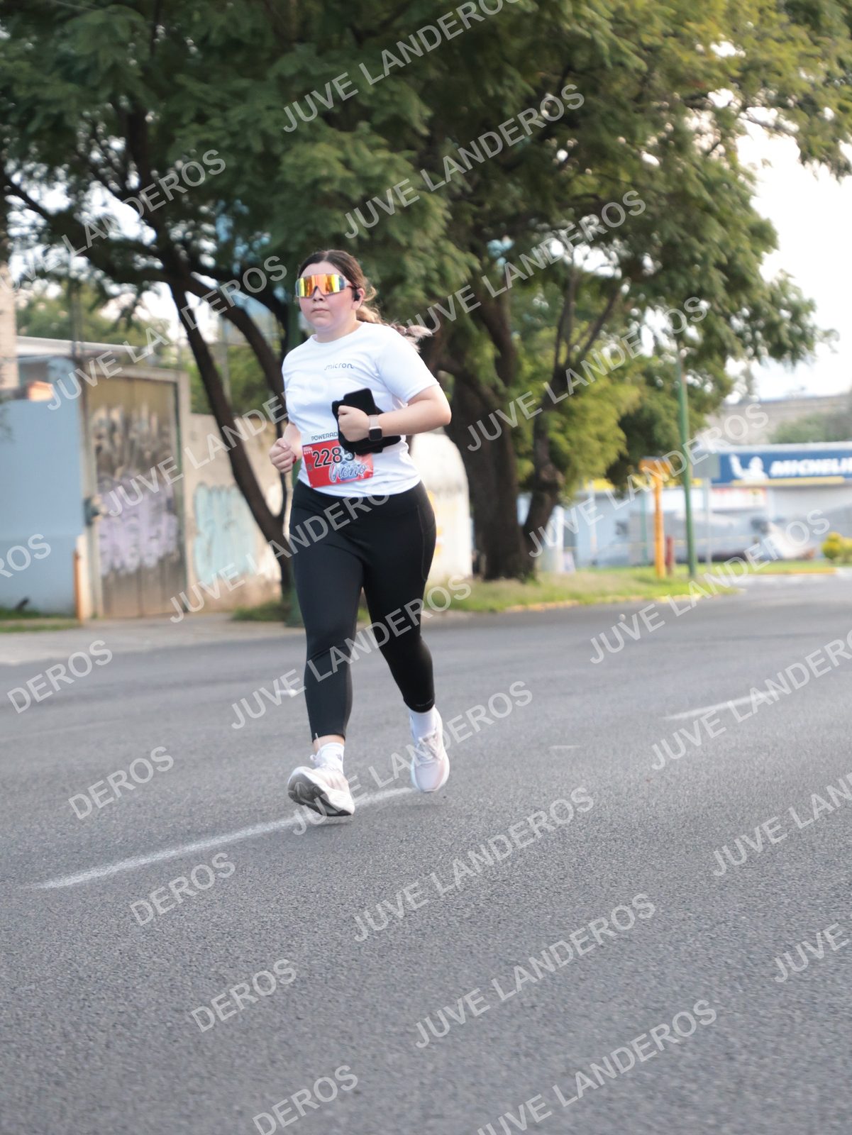 Foto del CIRCUITO DE LAS ESTACIONES OTOÑO GUADALAJARA en frente a Expo Guadalajara, Av. Mariano Otero 1499 a las 07:34 · dorsal 2285