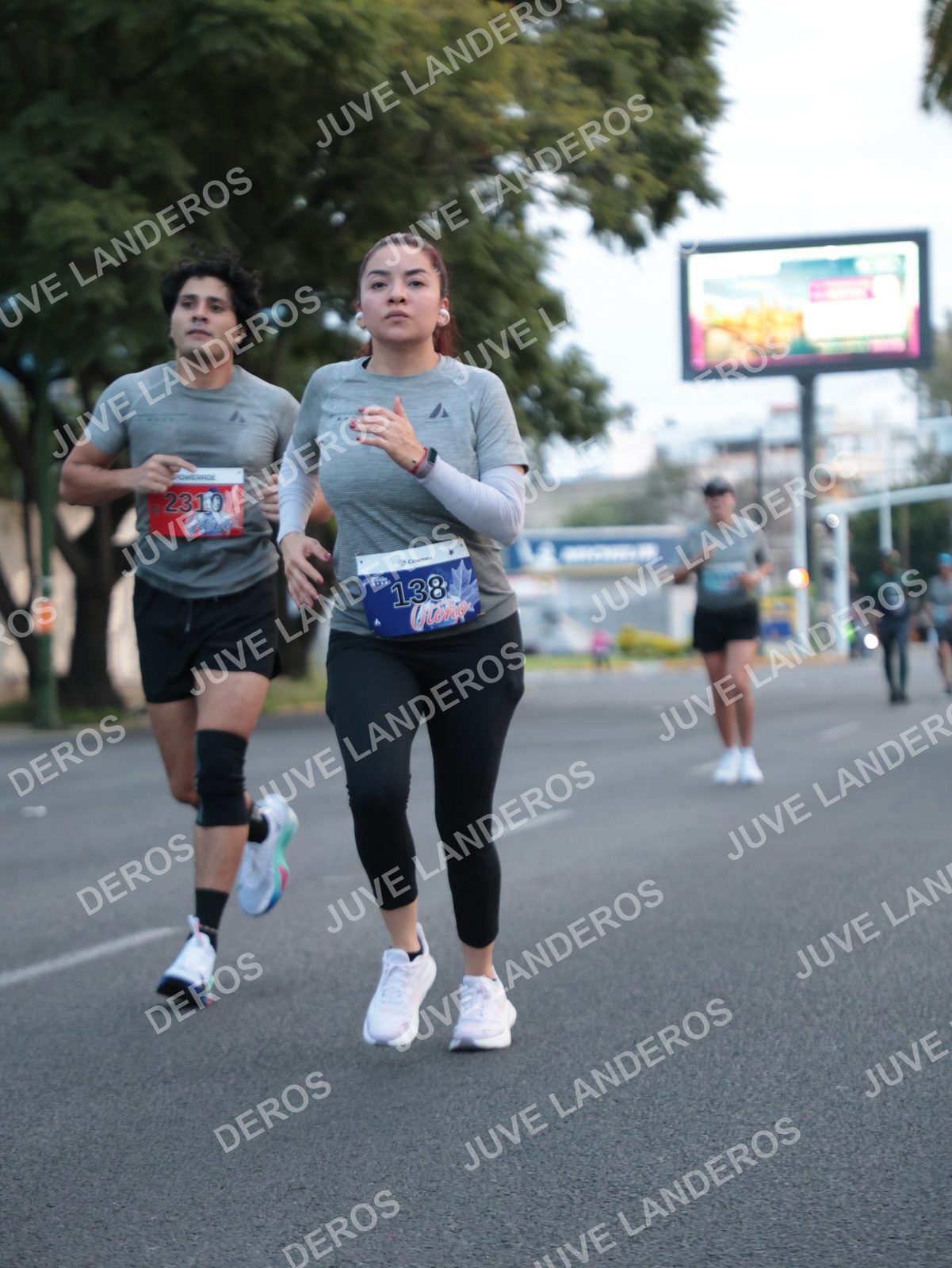 Foto del CIRCUITO DE LAS ESTACIONES OTOÑO GUADALAJARA en frente a Expo Guadalajara, Av. Mariano Otero 1499 a las 07:10 · dorsal 2310, 138