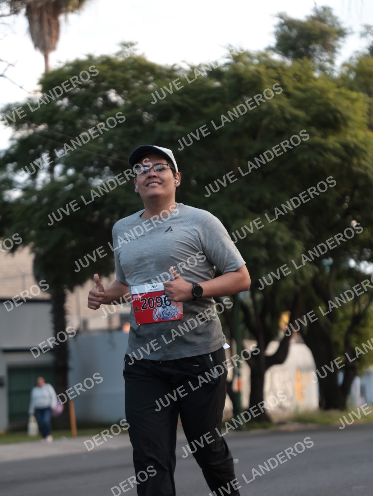 Foto del CIRCUITO DE LAS ESTACIONES OTOÑO GUADALAJARA en frente a Expo Guadalajara, Av. Mariano Otero 1499 a las 07:30 · dorsal 2096