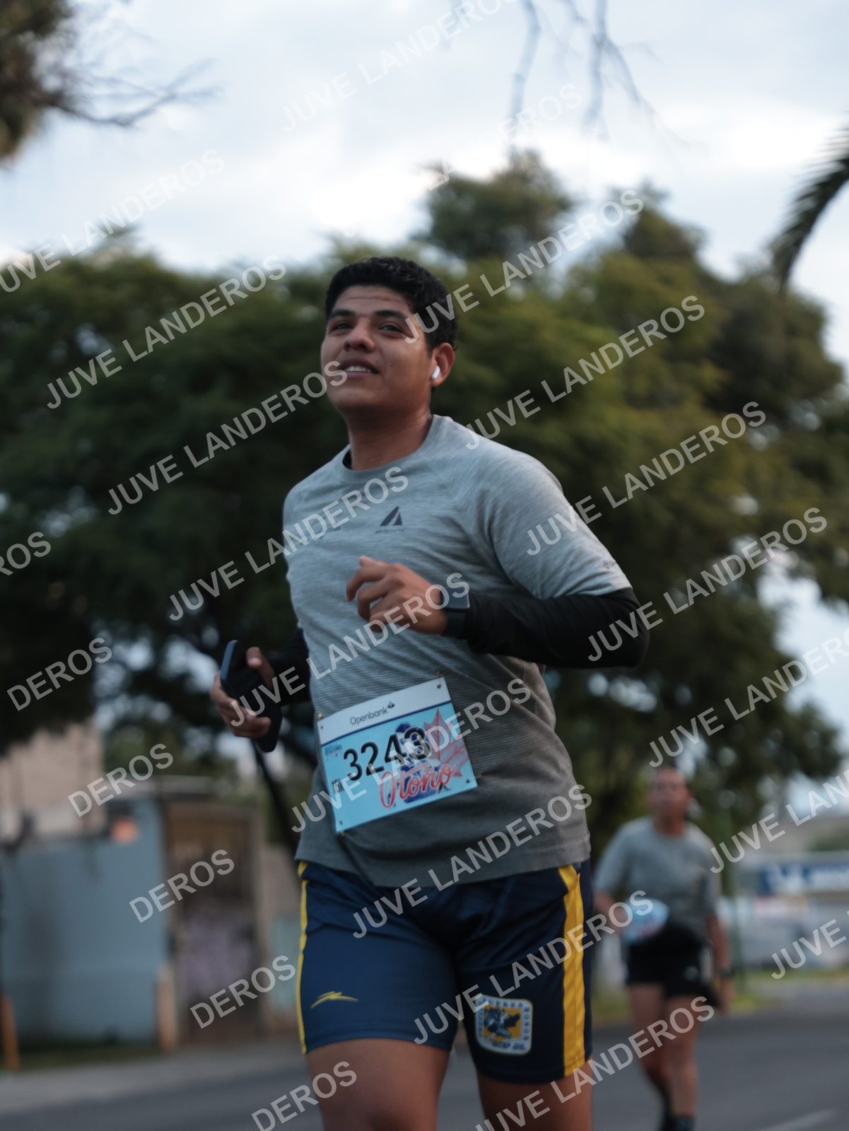 Foto del CIRCUITO DE LAS ESTACIONES OTOÑO GUADALAJARA en frente a Expo Guadalajara, Av. Mariano Otero 1499 a las 07:11 · dorsal 3243