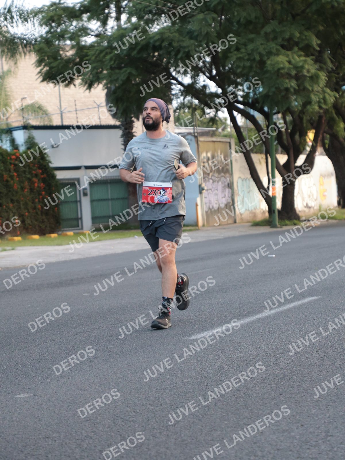 Foto del CIRCUITO DE LAS ESTACIONES OTOÑO GUADALAJARA en frente a Expo Guadalajara, Av. Mariano Otero 1499 a las 07:20 · dorsal 2302