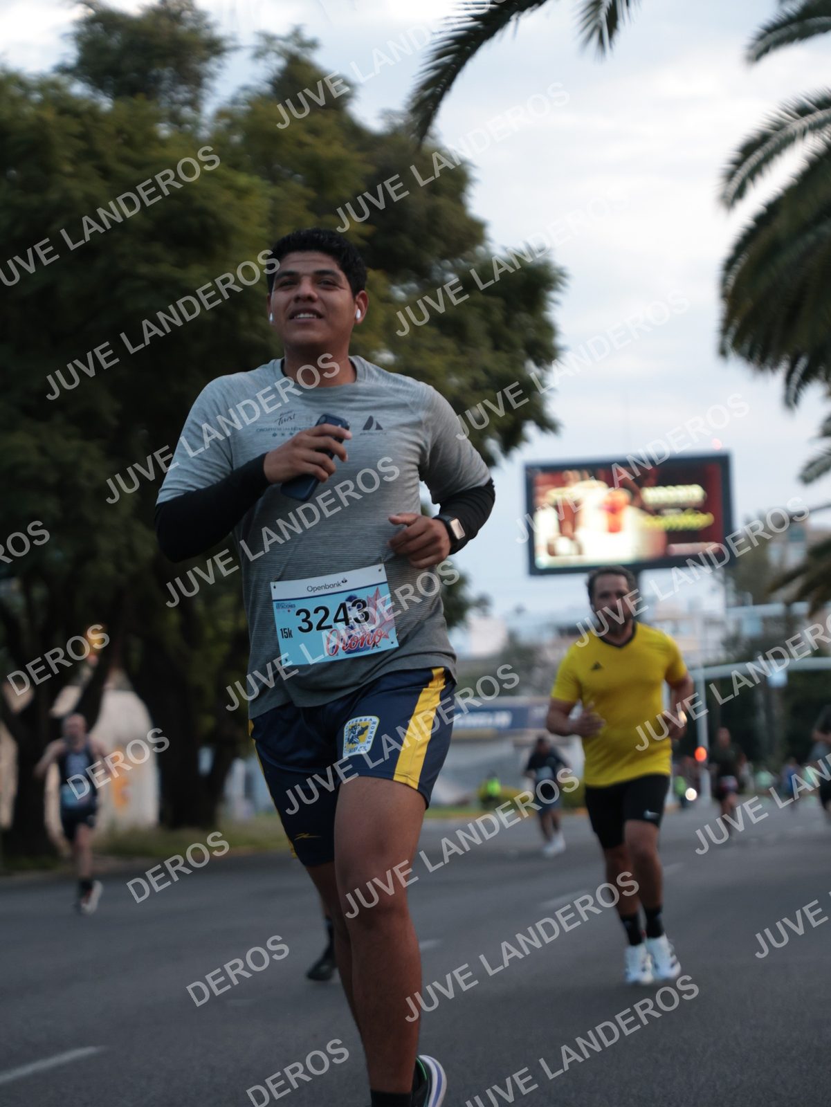 Foto del CIRCUITO DE LAS ESTACIONES OTOÑO GUADALAJARA en frente a Expo Guadalajara, Av. Mariano Otero 1499 a las 07:11 · dorsal 3243