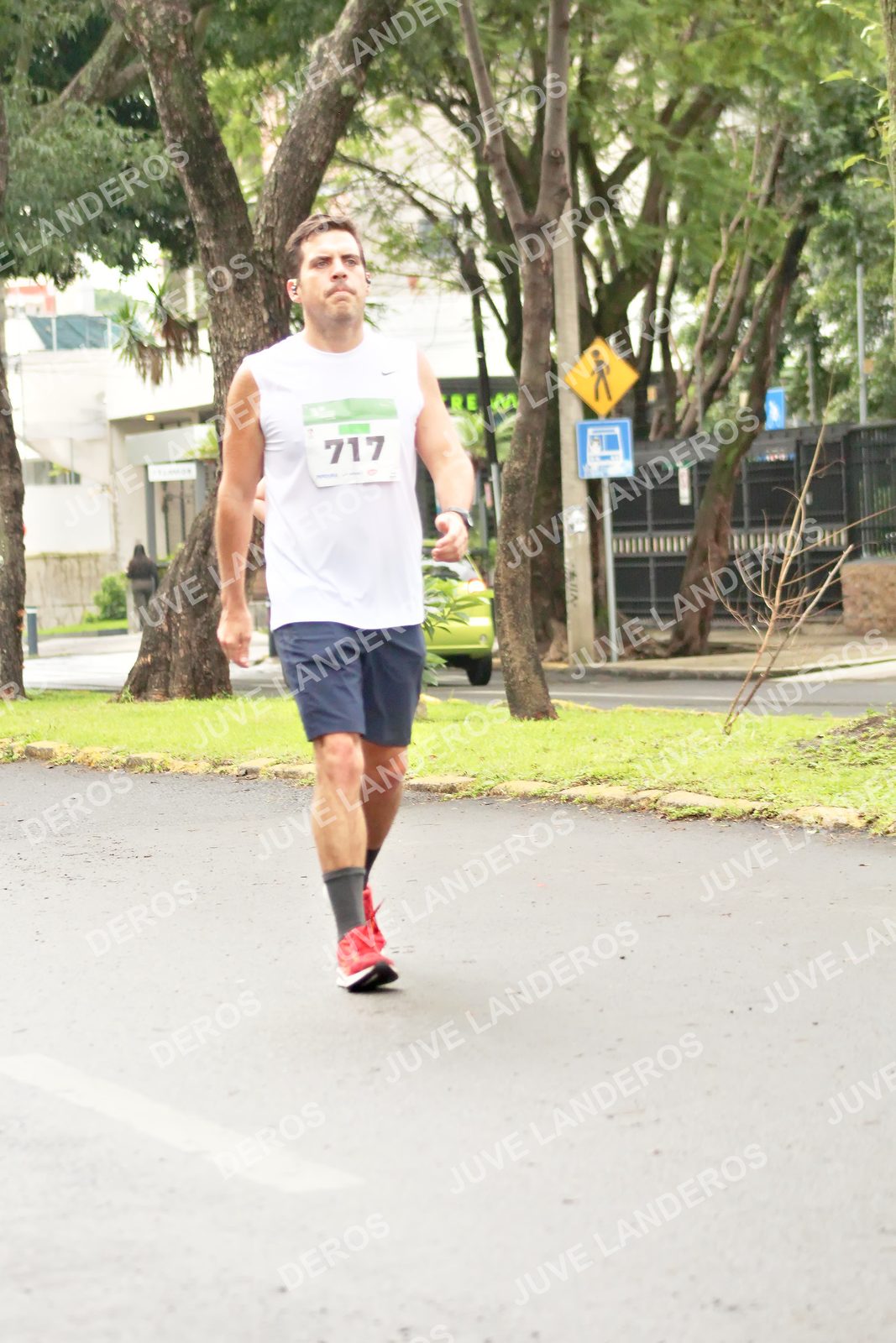 Foto del MEDIO MARATÓN ATLAS en Av. Patria, frente al Parque El Polvorín, Zapopan a las 08:53