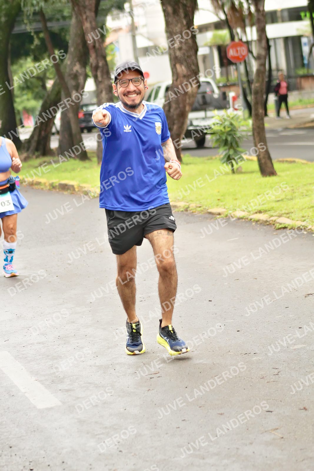 Foto del MEDIO MARATÓN ATLAS en Av. Patria, frente al Parque El Polvorín, Zapopan a las 09:09 · dorsal 3
