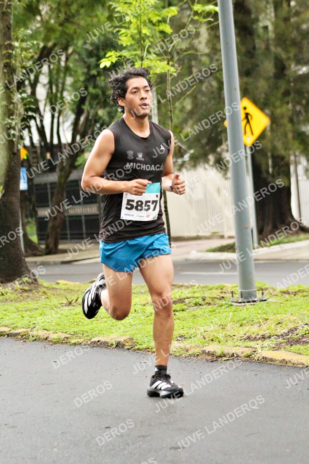 Foto del MEDIO MARATÓN ATLAS en Av. Patria, frente al Parque El Polvorín, Zapopan a las 08:00 · dorsal 5857