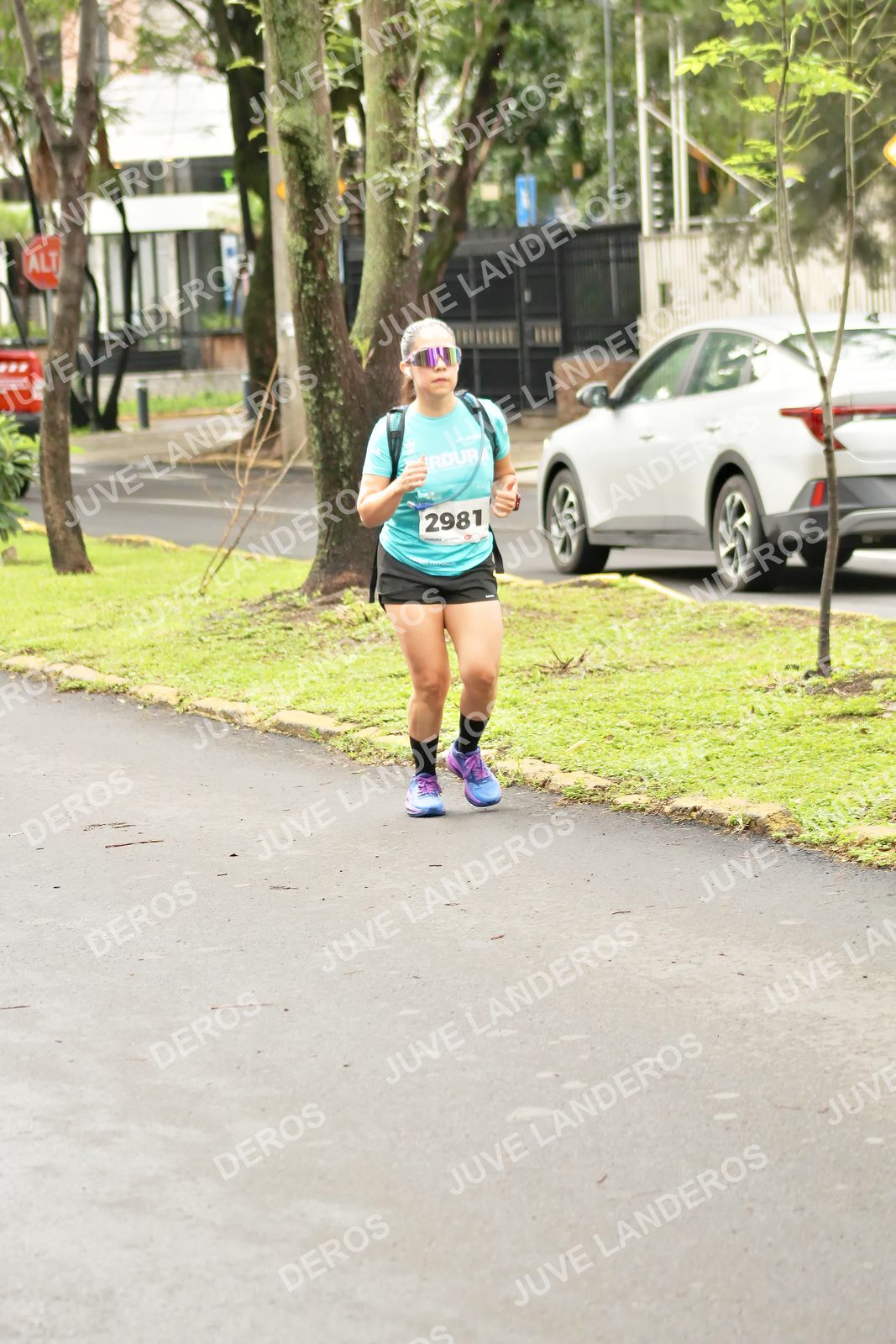 Foto del MEDIO MARATÓN ATLAS en Av. Patria, frente al Parque El Polvorín, Zapopan a las 09:02 · dorsal 2981
