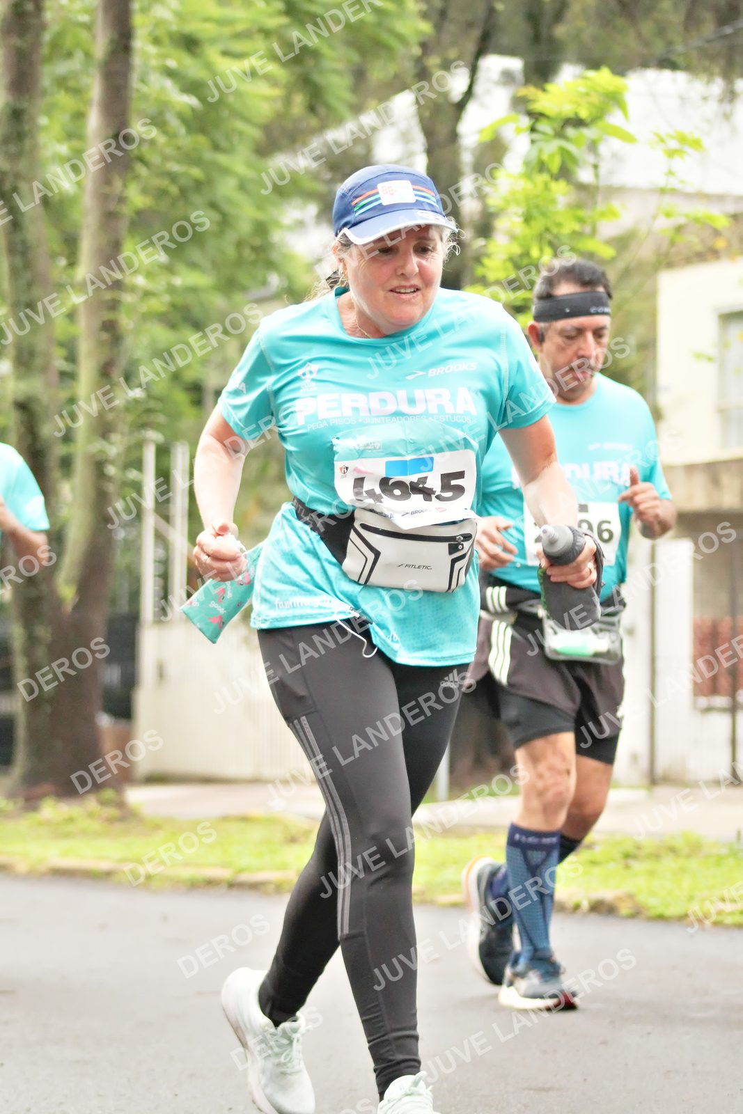 Foto del MEDIO MARATÓN ATLAS en Av. Patria, frente al Parque El Polvorín, Zapopan a las 08:46 · dorsal 4645, 6