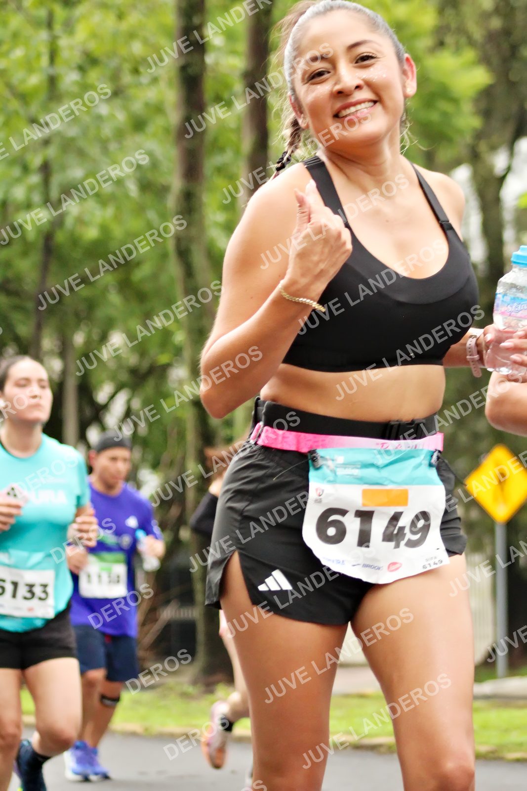 Foto del MEDIO MARATÓN ATLAS en Av. Patria, frente al Parque El Polvorín, Zapopan a las 08:39 · dorsal 6149, 5133