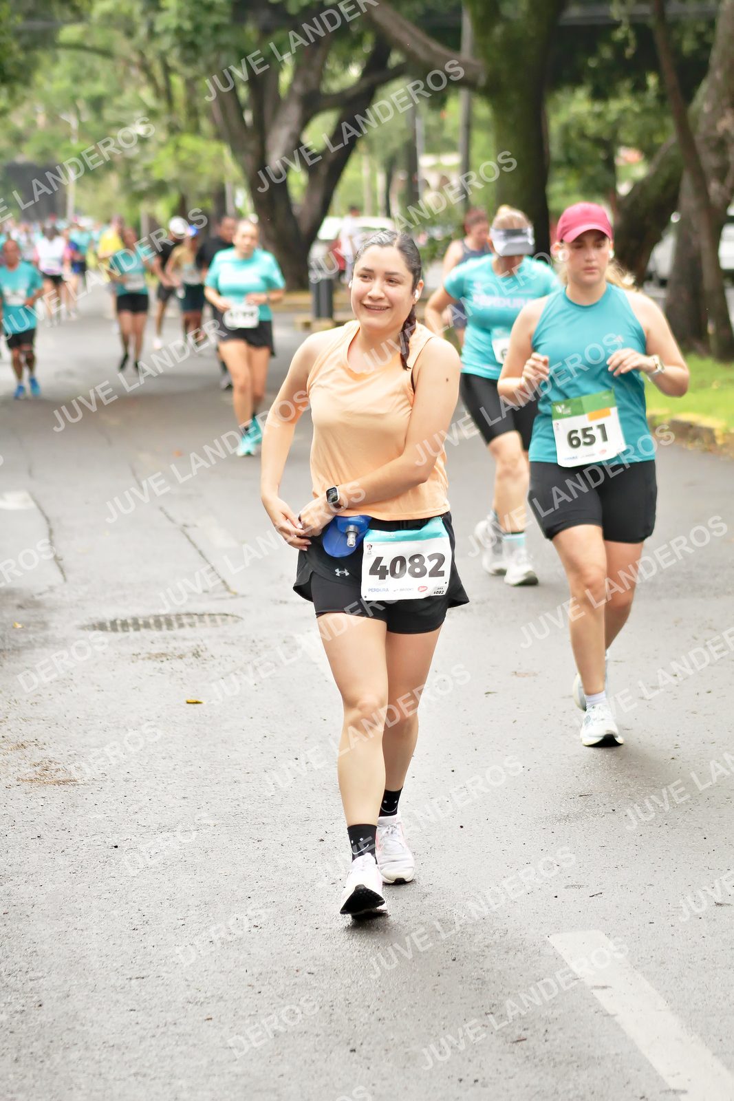 Foto del MEDIO MARATÓN ATLAS en Av. Patria, frente al Parque El Polvorín, Zapopan a las 08:55 · dorsal 4082, 651