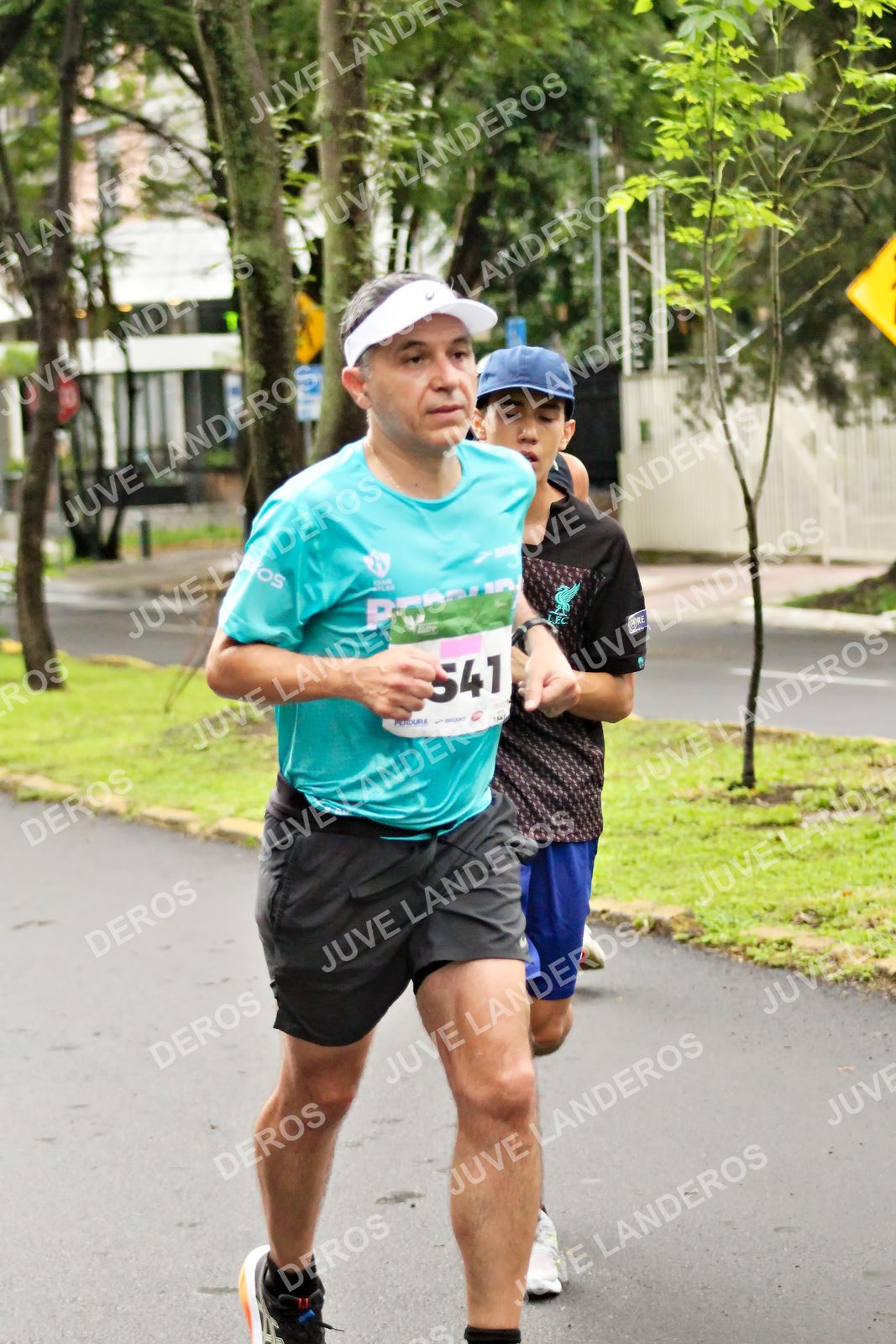 Foto del MEDIO MARATÓN ATLAS en Av. Patria, frente al Parque El Polvorín, Zapopan a las 08:12