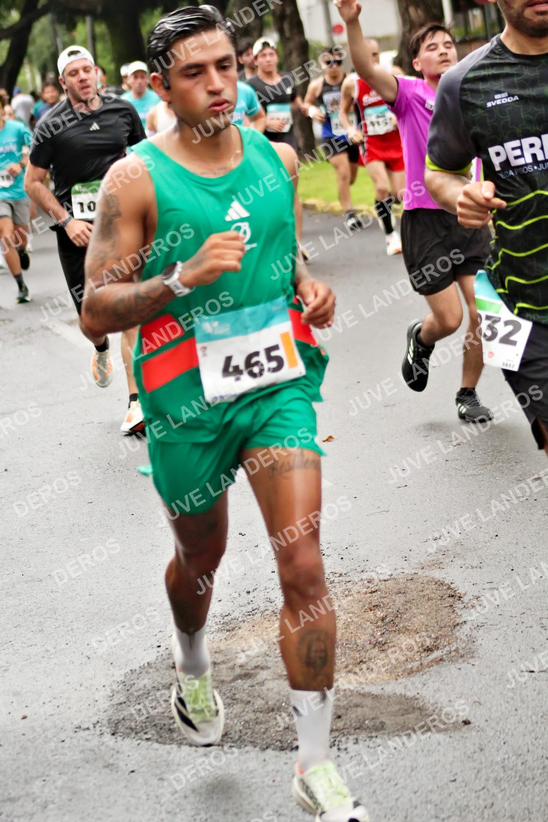 Foto del MEDIO MARATÓN ATLAS en Av. Patria, frente al Parque El Polvorín, Zapopan a las 08:18 · dorsal 32, 10