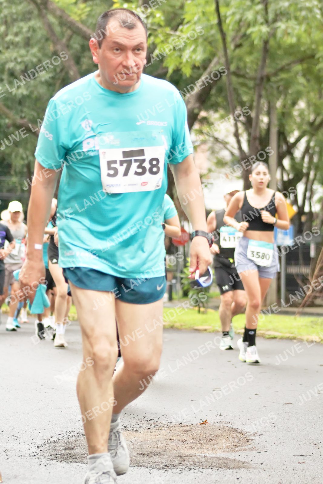 Foto del MEDIO MARATÓN ATLAS en Av. Patria, frente al Parque El Polvorín, Zapopan a las 08:40 · dorsal 5738, 3580