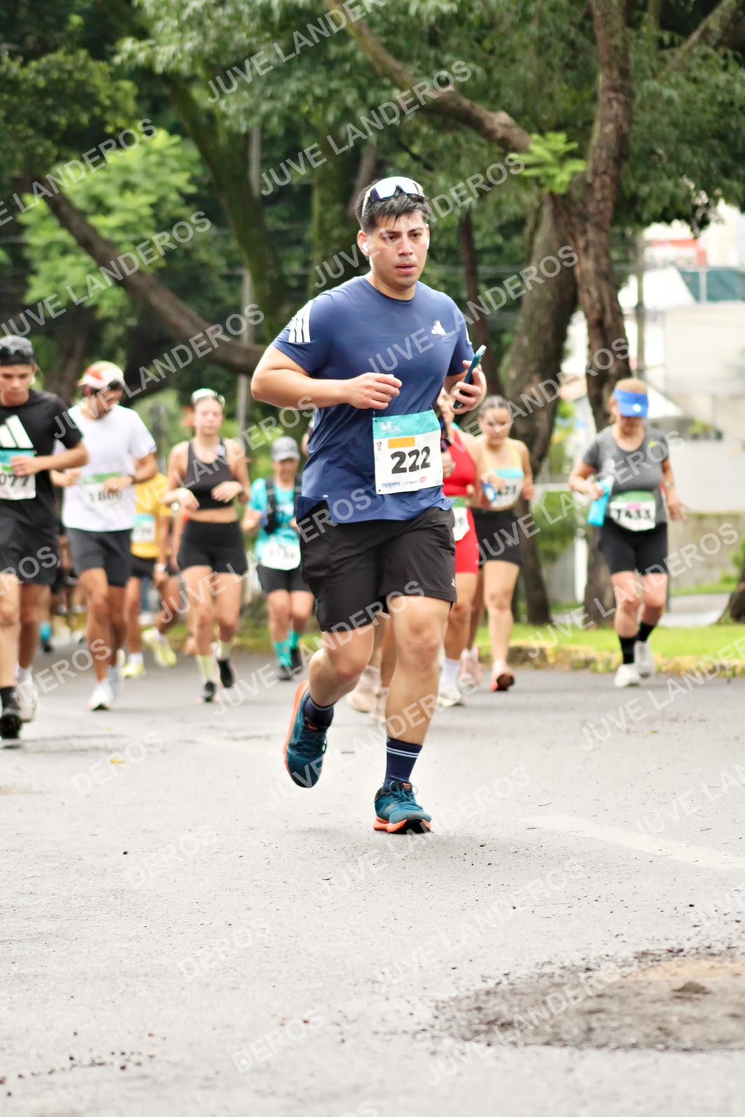 Foto del MEDIO MARATÓN ATLAS en Av. Patria, frente al Parque El Polvorín, Zapopan a las 08:45 · dorsal 222, 77