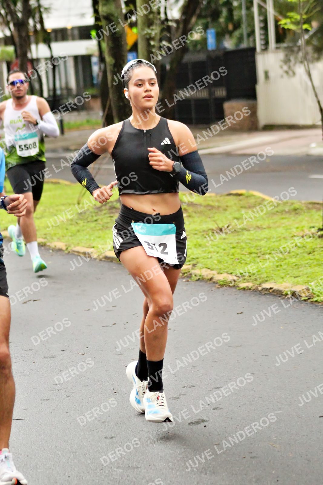 Foto del MEDIO MARATÓN ATLAS en Av. Patria, frente al Parque El Polvorín, Zapopan a las 08:10 · dorsal 5508