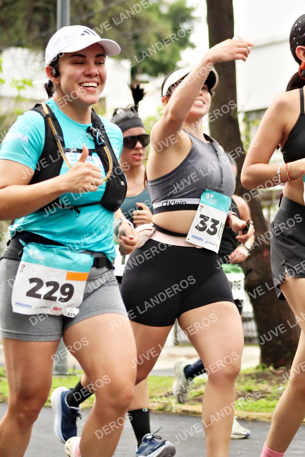 Foto del MEDIO MARATÓN ATLAS en Av. Patria, frente al Parque El Polvorín, Zapopan a las 08:25 · dorsal 229, 33