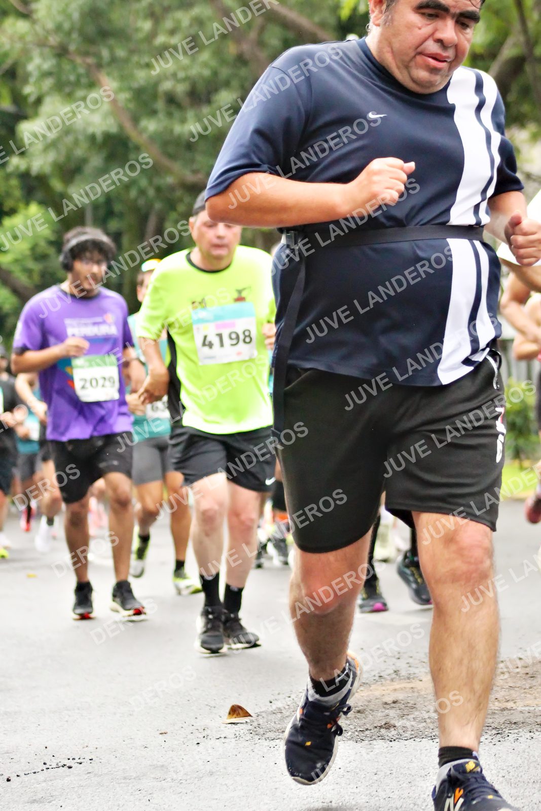 Foto del MEDIO MARATÓN ATLAS en Av. Patria, frente al Parque El Polvorín, Zapopan a las 08:32 · dorsal 2029, 4198