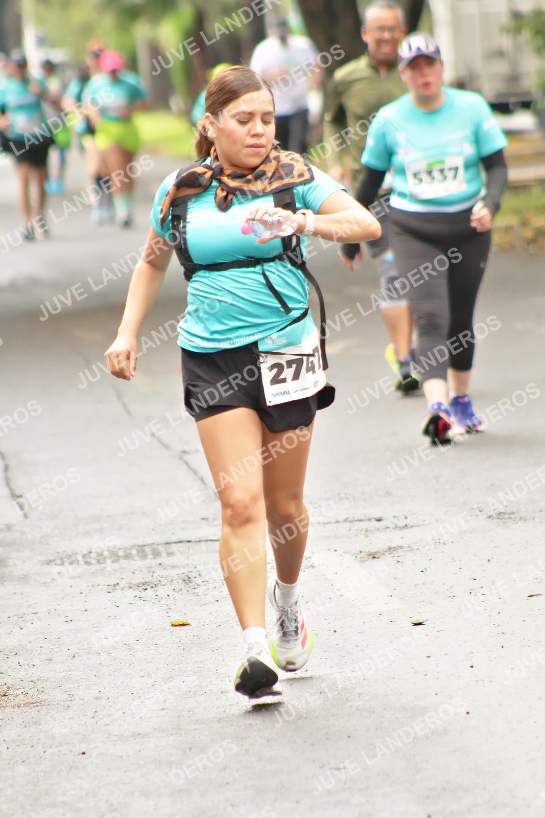 Foto del MEDIO MARATÓN ATLAS en Av. Patria, frente al Parque El Polvorín, Zapopan a las 09:01 · dorsal 5337