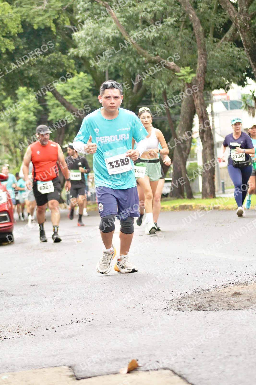 Foto del MEDIO MARATÓN ATLAS en Av. Patria, frente al Parque El Polvorín, Zapopan a las 08:45 · dorsal 3389, 6207, 744, 2130