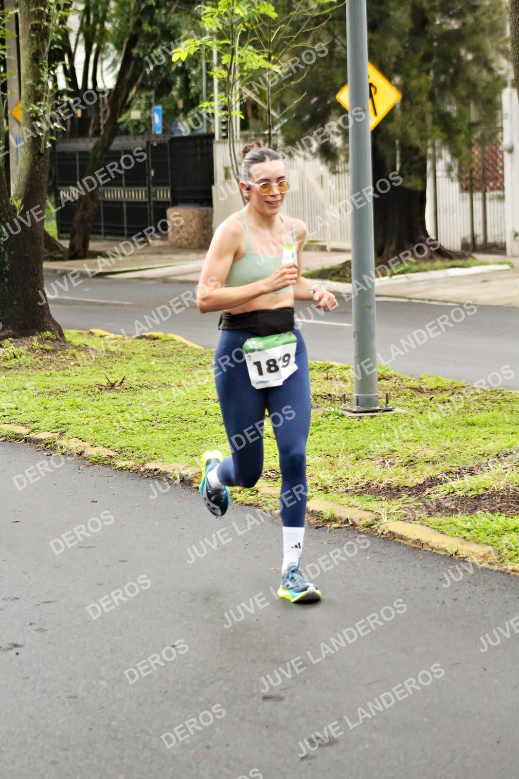 Foto del MEDIO MARATÓN ATLAS en Av. Patria, frente al Parque El Polvorín, Zapopan a las 08:06 · dorsal 189