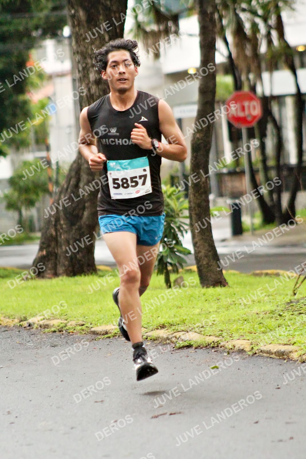 Foto del MEDIO MARATÓN ATLAS en Av. Patria, frente al Parque El Polvorín, Zapopan a las 08:00 · dorsal 5857