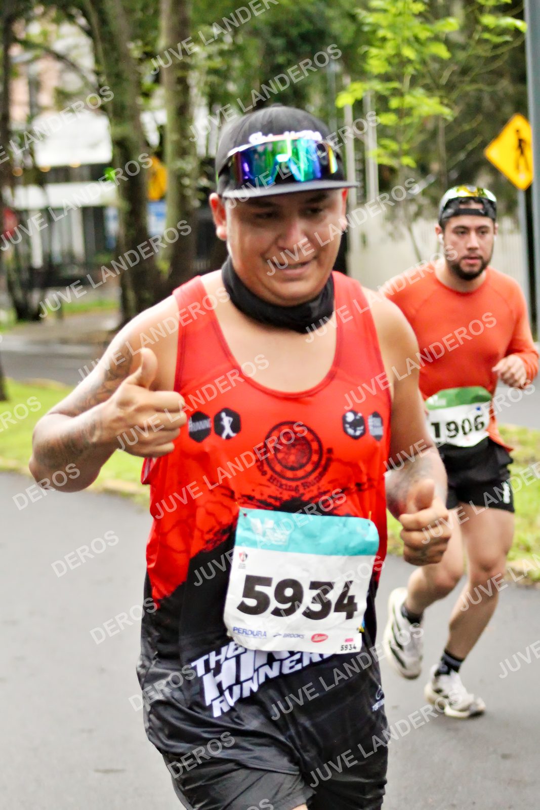 Foto del MEDIO MARATÓN ATLAS en Av. Patria, frente al Parque El Polvorín, Zapopan a las 08:12 · dorsal 5934, 1906