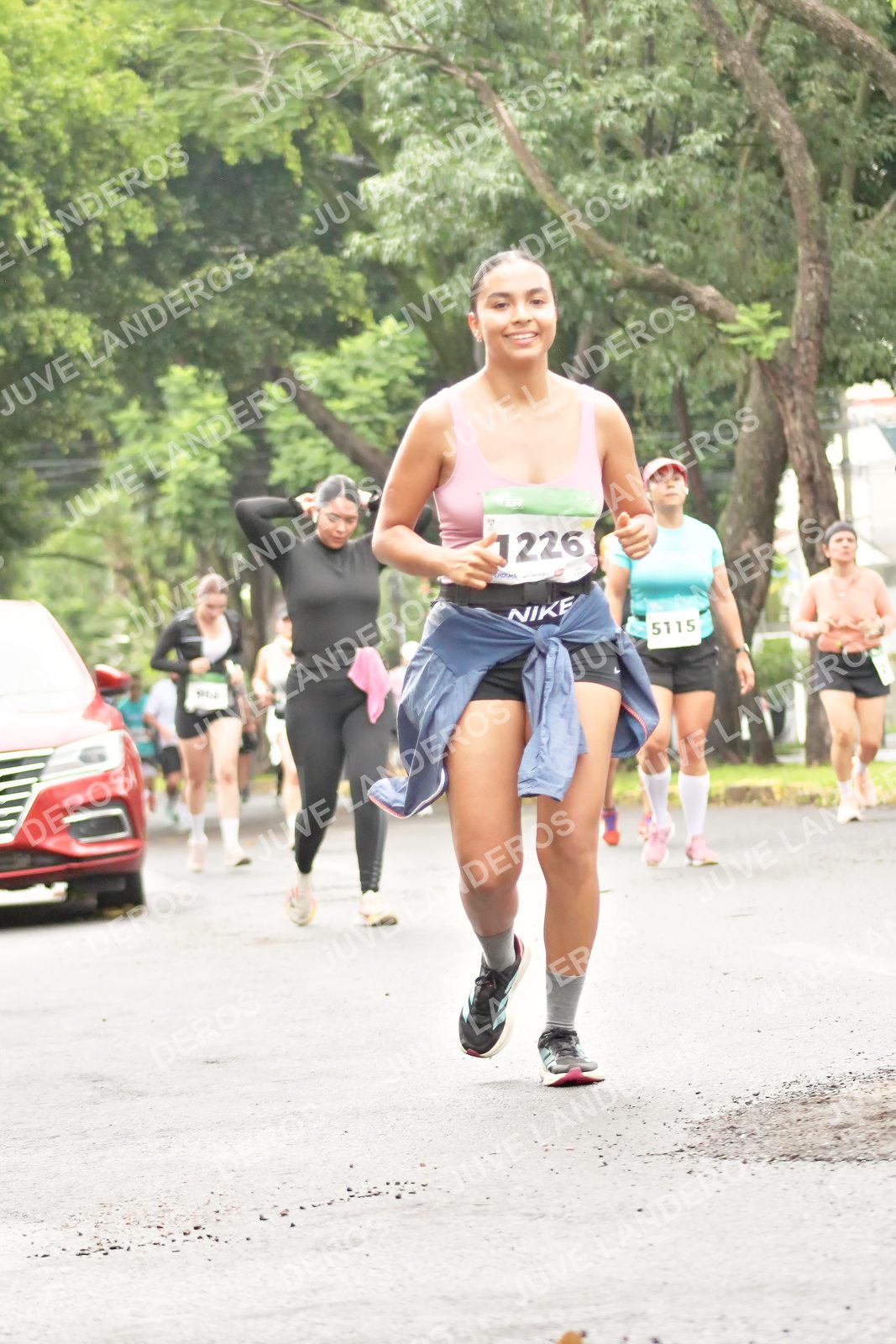 Foto del MEDIO MARATÓN ATLAS en Av. Patria, frente al Parque El Polvorín, Zapopan a las 08:48 · dorsal 5115, 1226
