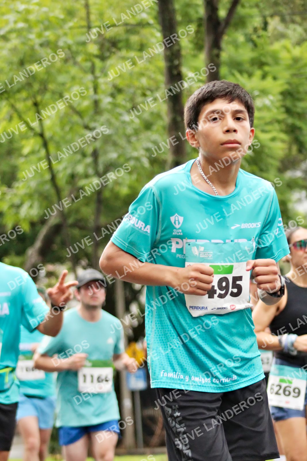 Foto del MEDIO MARATÓN ATLAS en Av. Patria, frente al Parque El Polvorín, Zapopan a las 08:25 · dorsal 6269, 1164