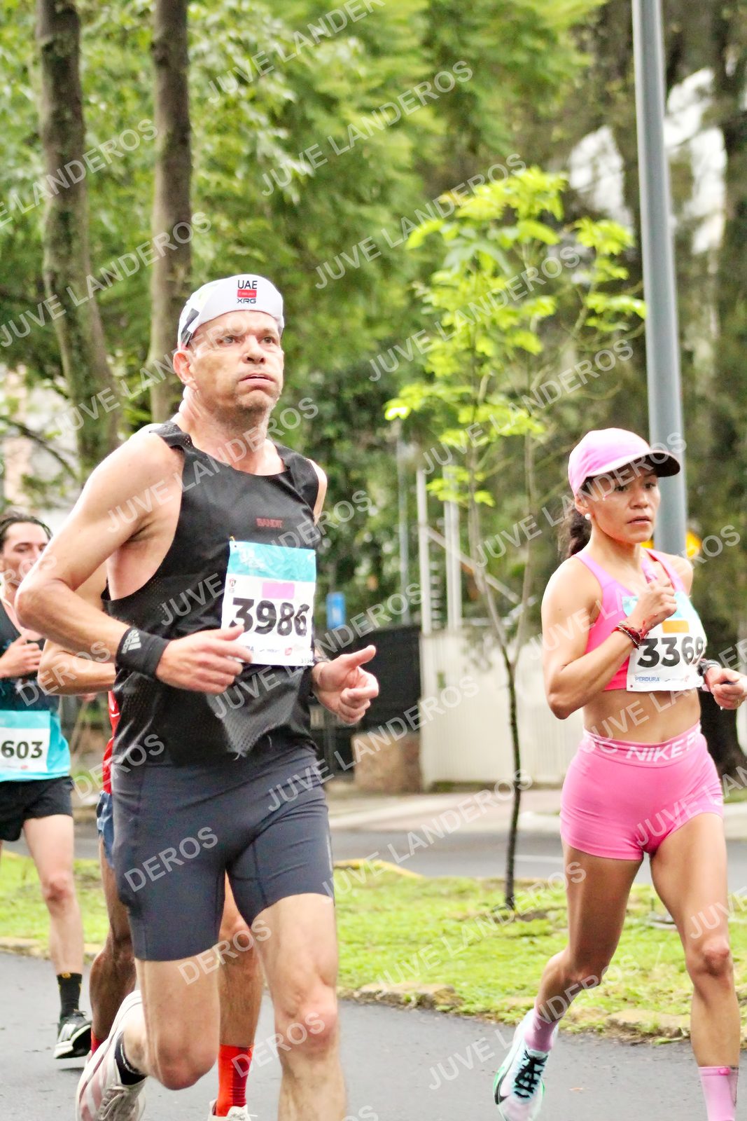 Foto del MEDIO MARATÓN ATLAS en Av. Patria, frente al Parque El Polvorín, Zapopan a las 08:05 · dorsal 603, 3986, 3369
