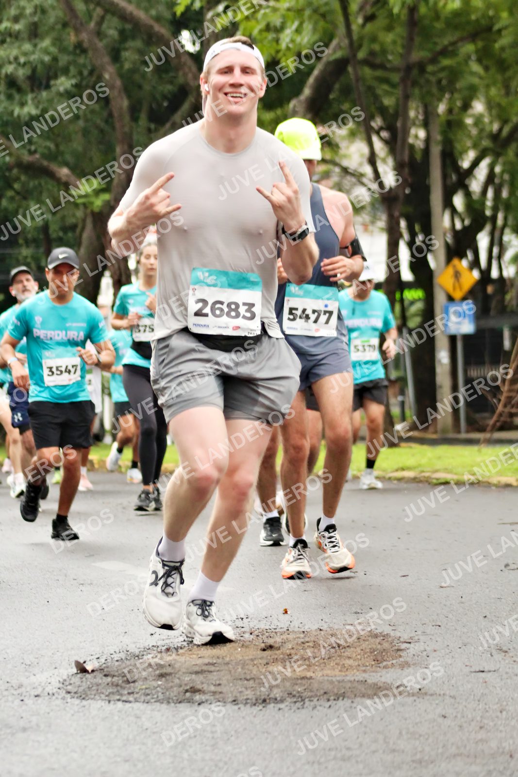 Foto del MEDIO MARATÓN ATLAS en Av. Patria, frente al Parque El Polvorín, Zapopan a las 08:30 · dorsal 2683, 5477, 575, 3547