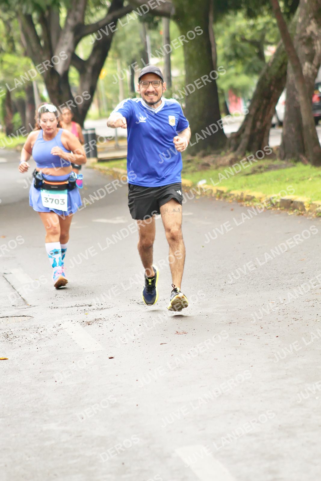 Foto del MEDIO MARATÓN ATLAS en Av. Patria, frente al Parque El Polvorín, Zapopan a las 09:09 · dorsal 3703