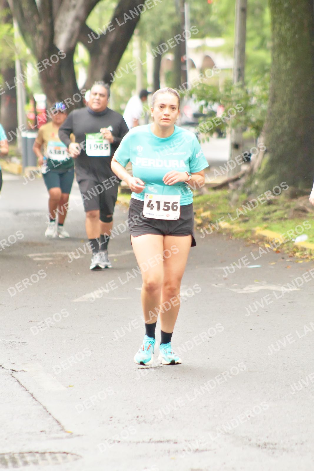 Foto del MEDIO MARATÓN ATLAS en Av. Patria, frente al Parque El Polvorín, Zapopan a las 08:55 · dorsal 4156, 1965