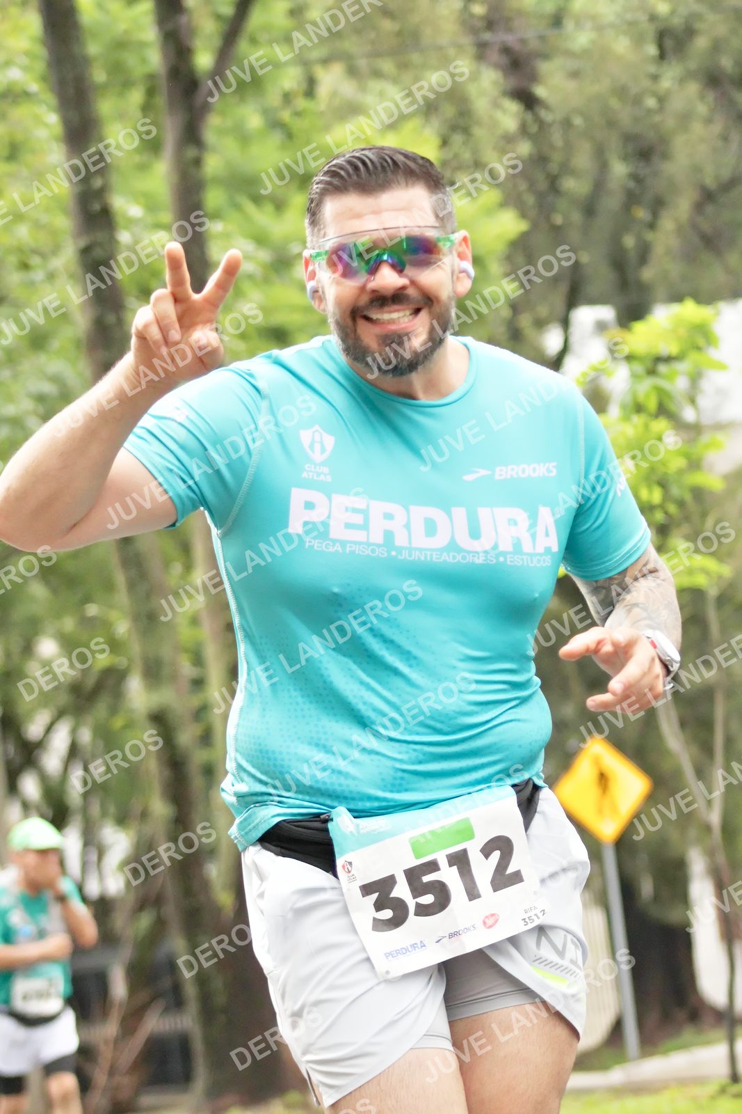Foto del MEDIO MARATÓN ATLAS en Av. Patria, frente al Parque El Polvorín, Zapopan a las 08:37 · dorsal 3512