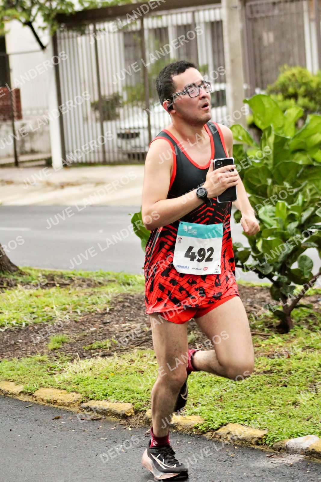 Foto del MEDIO MARATÓN ATLAS en Av. Patria, frente al Parque El Polvorín, Zapopan a las 08:03 · dorsal 492