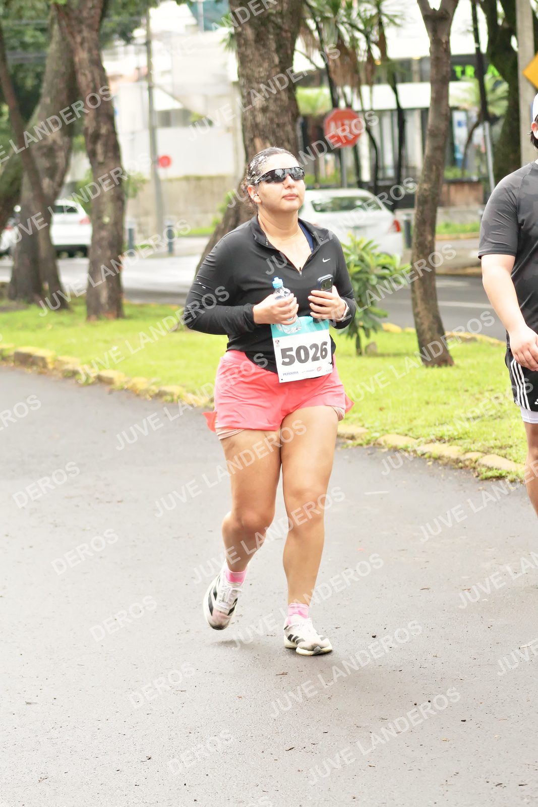 Foto del MEDIO MARATÓN ATLAS en Av. Patria, frente al Parque El Polvorín, Zapopan a las 08:55 · dorsal 5026