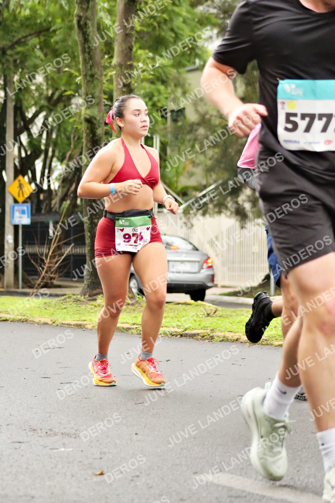Foto del MEDIO MARATÓN ATLAS en Av. Patria, frente al Parque El Polvorín, Zapopan a las 08:25 · dorsal 577, 974