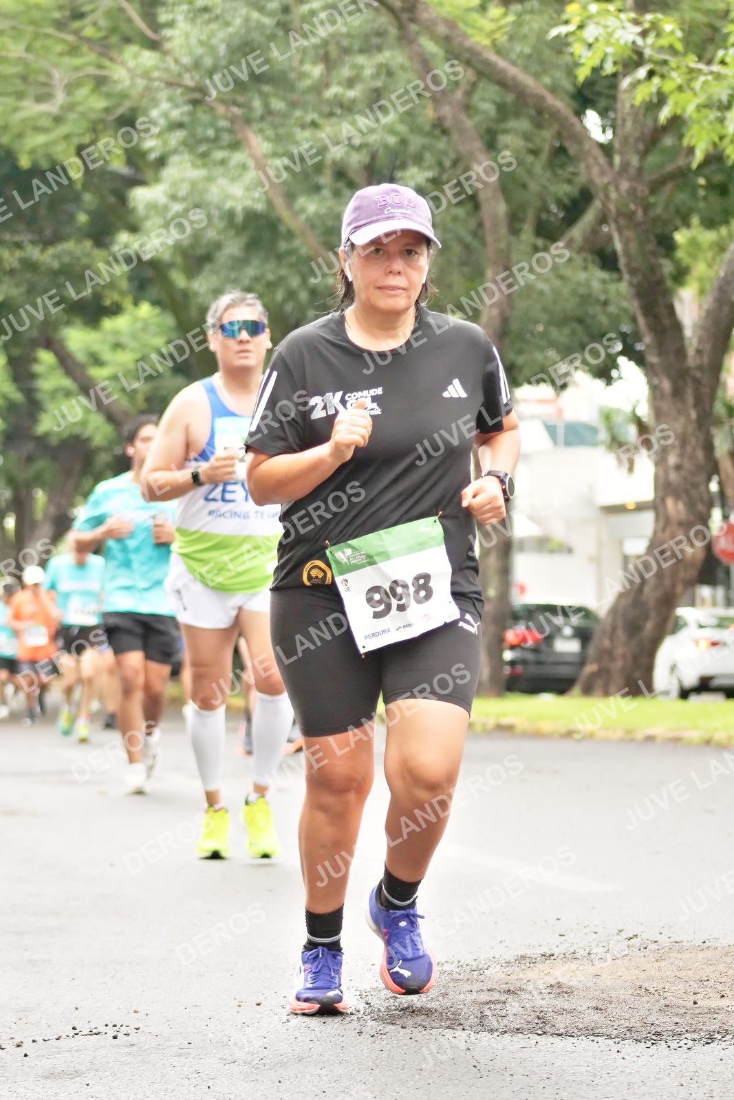 Foto del MEDIO MARATÓN ATLAS en Av. Patria, frente al Parque El Polvorín, Zapopan a las 08:44 · dorsal 998