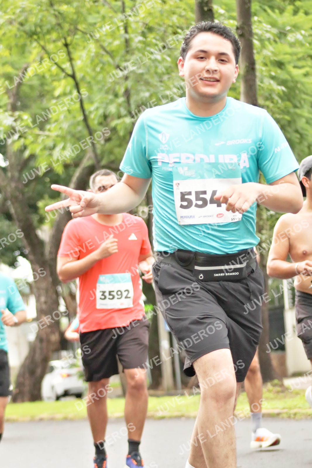 Foto del MEDIO MARATÓN ATLAS en Av. Patria, frente al Parque El Polvorín, Zapopan a las 08:45 · dorsal 3592, 554