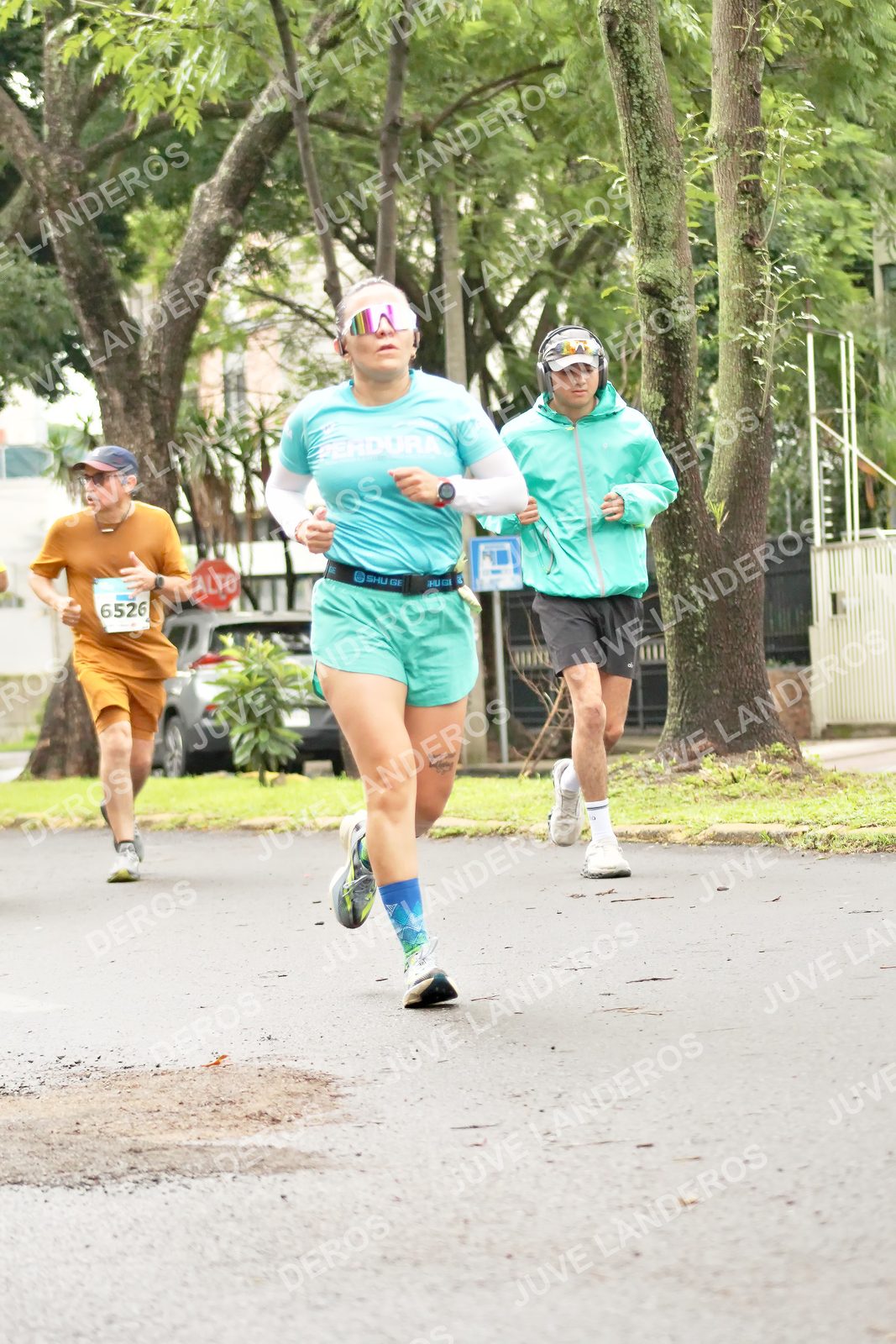 Foto del MEDIO MARATÓN ATLAS en Av. Patria, frente al Parque El Polvorín, Zapopan a las 08:42 · dorsal 6526
