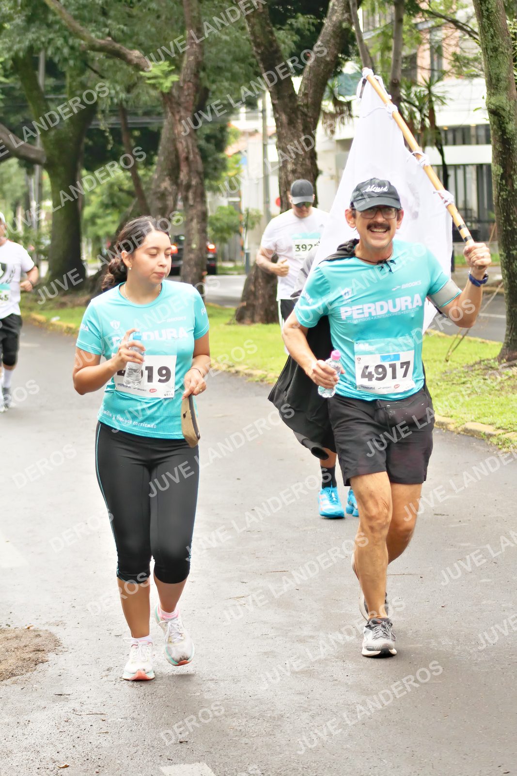 Foto del MEDIO MARATÓN ATLAS en Av. Patria, frente al Parque El Polvorín, Zapopan a las 09:02 · dorsal 19, 4917