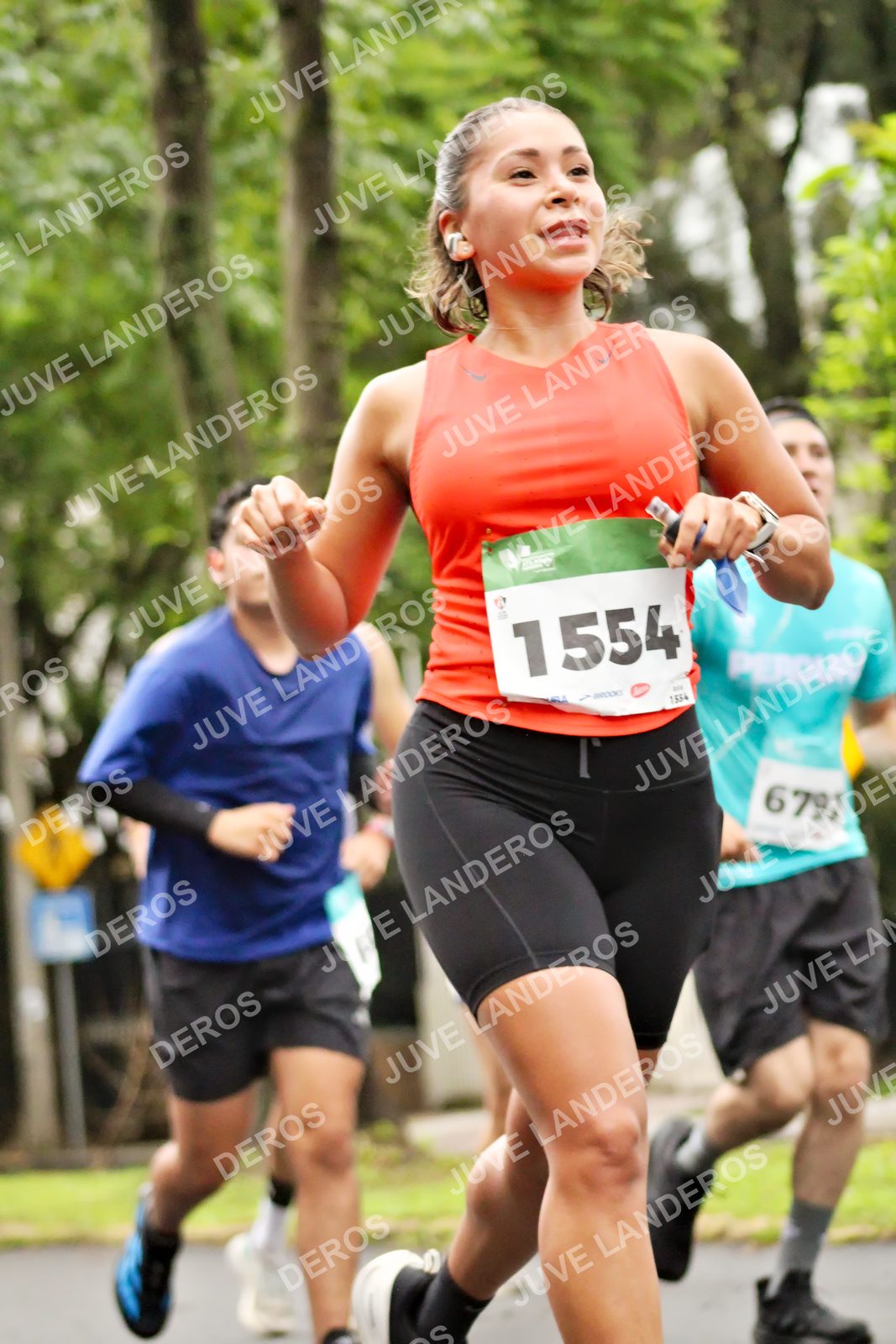 Foto del MEDIO MARATÓN ATLAS en Av. Patria, frente al Parque El Polvorín, Zapopan a las 08:22 · dorsal 6791, 1554