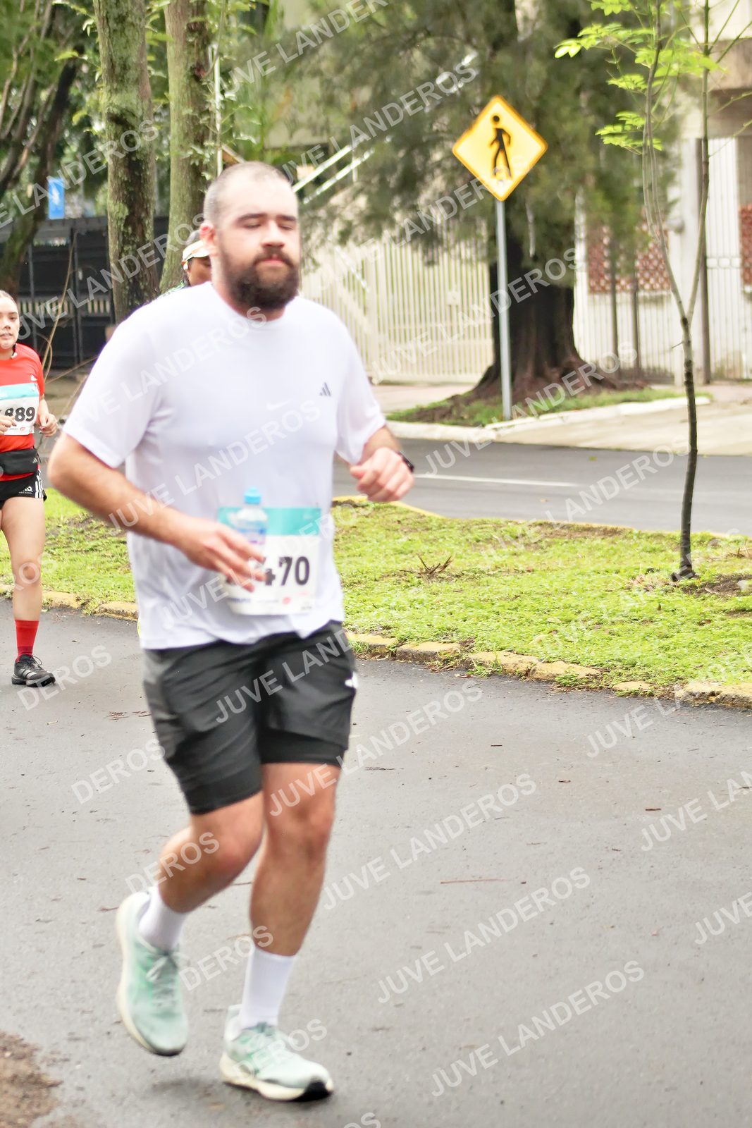 Foto del MEDIO MARATÓN ATLAS en Av. Patria, frente al Parque El Polvorín, Zapopan a las 08:48 · dorsal 70