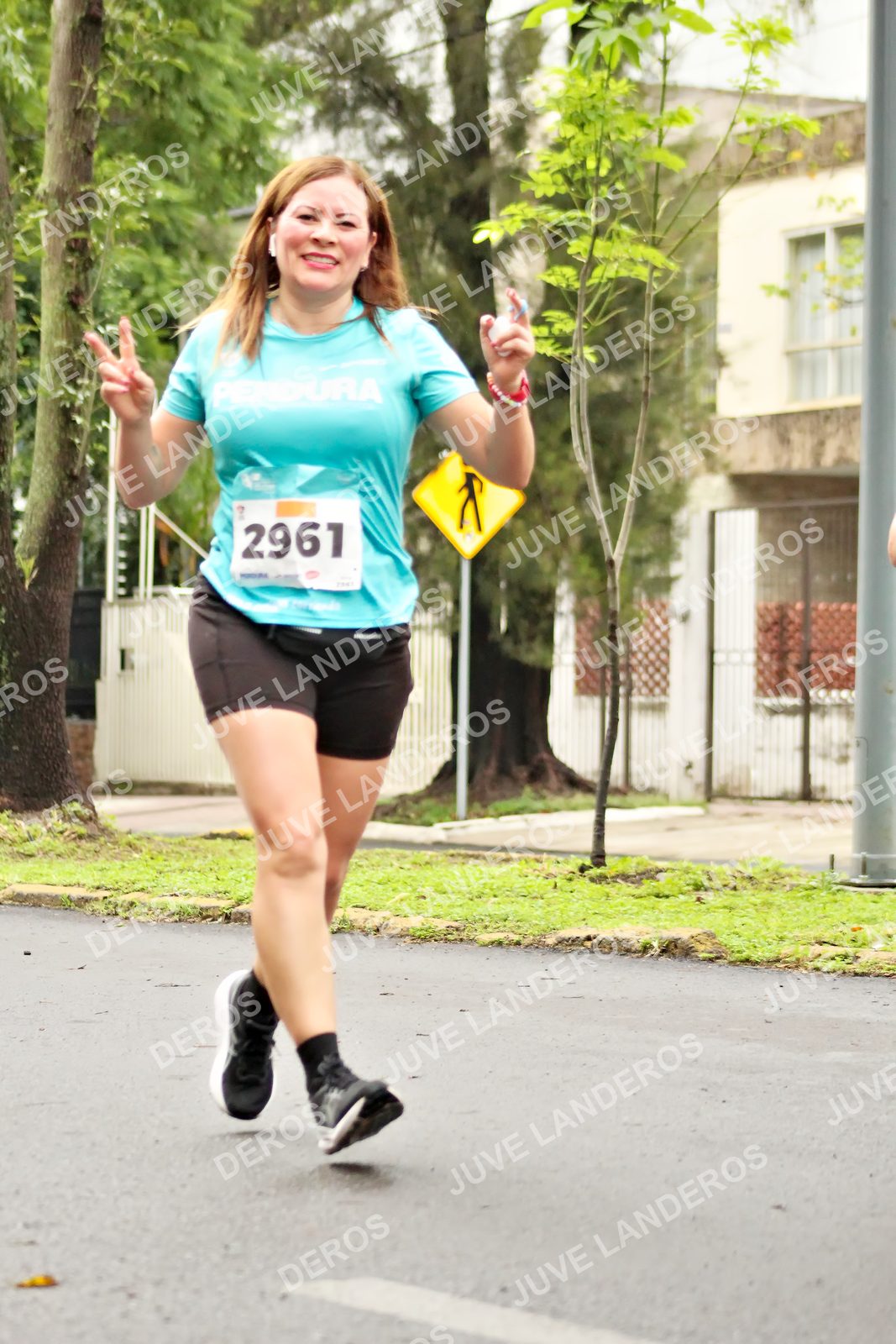 Foto del MEDIO MARATÓN ATLAS en Av. Patria, frente al Parque El Polvorín, Zapopan a las 08:39 · dorsal 2961