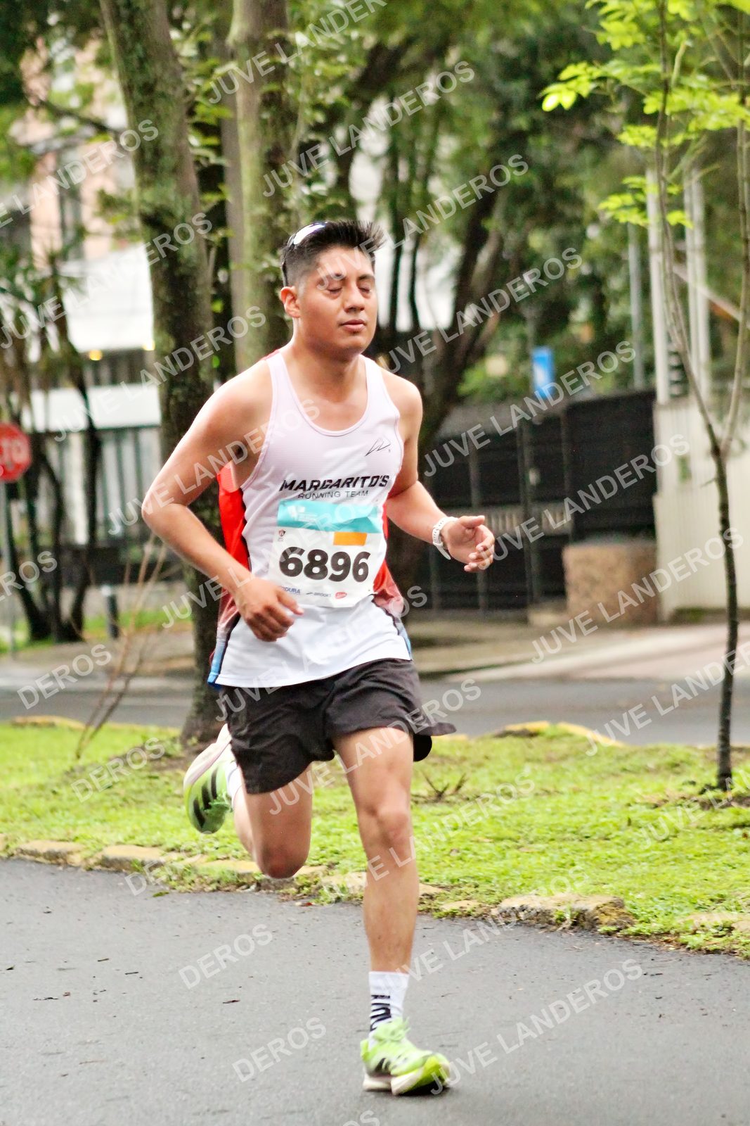 Foto del MEDIO MARATÓN ATLAS en Av. Patria, frente al Parque El Polvorín, Zapopan a las 08:00 · dorsal 6896