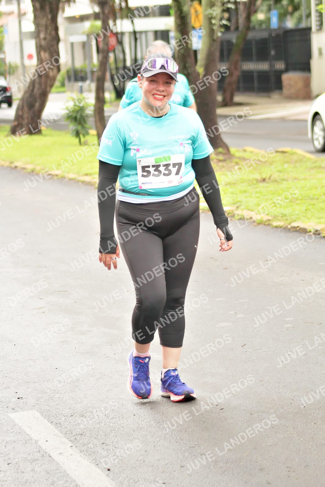 Foto del MEDIO MARATÓN ATLAS en Av. Patria, frente al Parque El Polvorín, Zapopan a las 09:01 · dorsal 5337