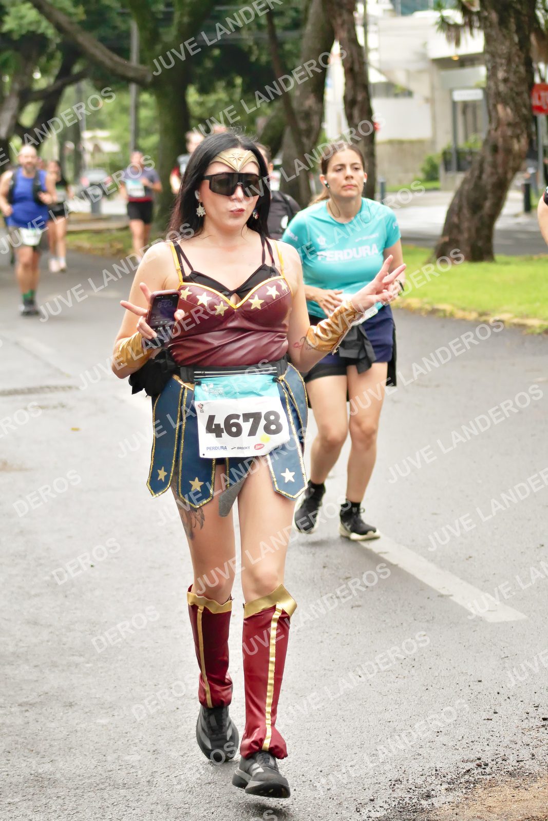 Foto del MEDIO MARATÓN ATLAS en Av. Patria, frente al Parque El Polvorín, Zapopan a las 08:49 · dorsal 4678