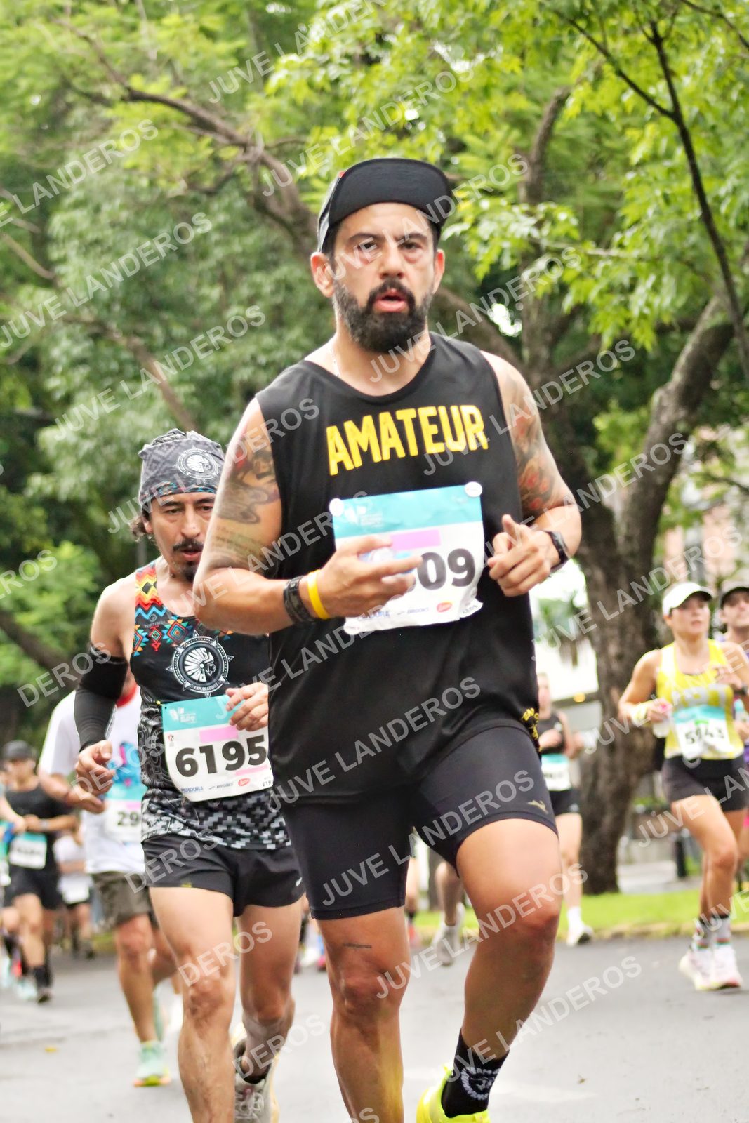 Foto del MEDIO MARATÓN ATLAS en Av. Patria, frente al Parque El Polvorín, Zapopan a las 08:23 · dorsal 9, 29, 6195